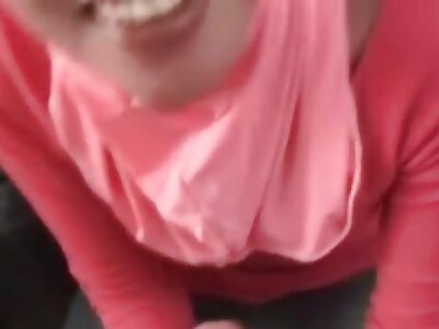 Ein rothaariger Schatz wird von ihrem Personal Trainer ältere damen sex gefickt